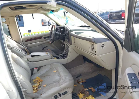 2002 Cadillac Escalade Ext Standard z USA, uszkodzony, nr VIN 3GYEK63N82G251738